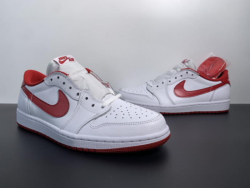 Air Jordan 1 Retro Low 705329-101