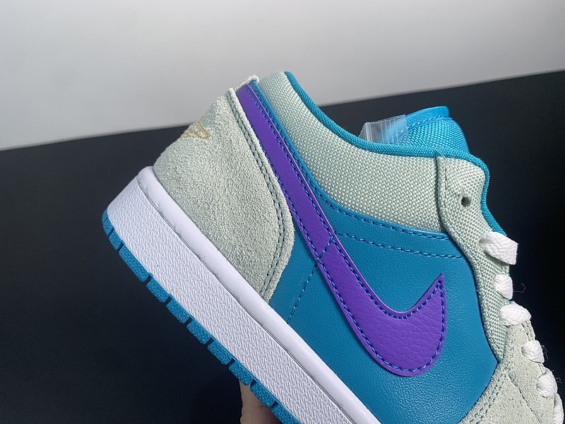 Air Jordan 1 Low X4334-300