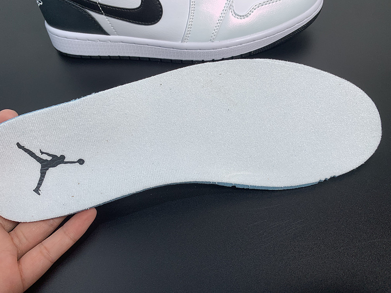 Air Jordan 1 Low White/Black-White 553558-132