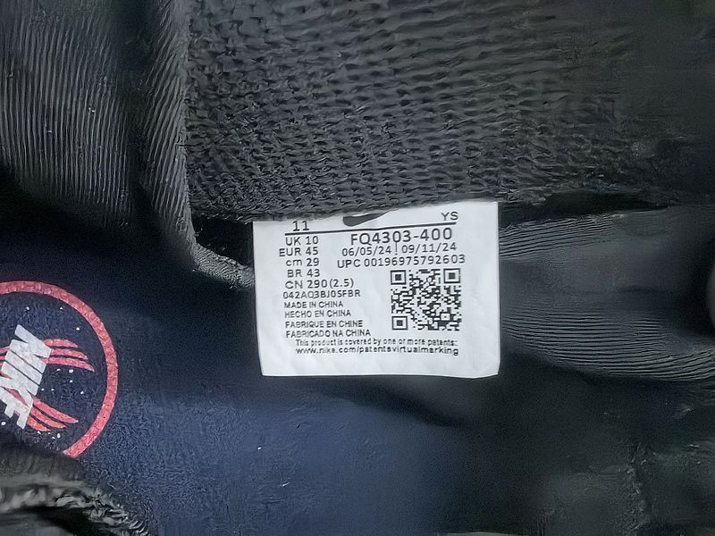 Air Foamposite One Galaxy 2025 FQ4303-400