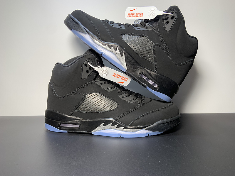 Air Jordan 5 Retro