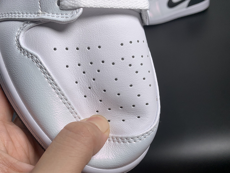 Air Jordan 1 Low White/Black-White 553558-132