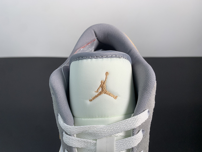 Air Jordan 1 Low DC0774-189