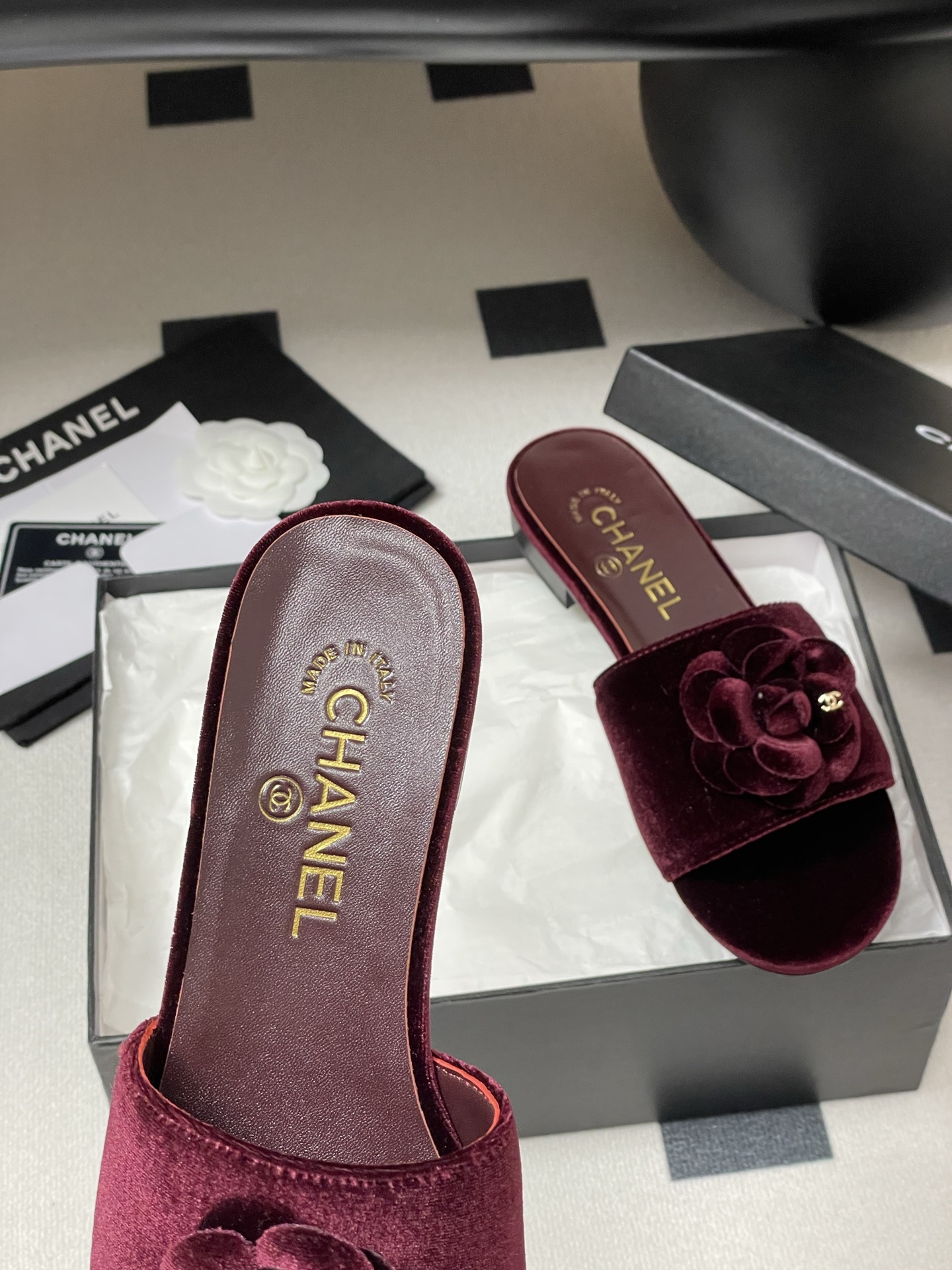 Chan*l 2025 Slides-1CM（EU35-41)