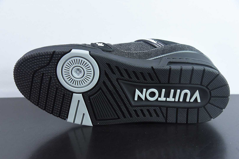 Louis Vuitton Trainer Sneakers(EU35-45)