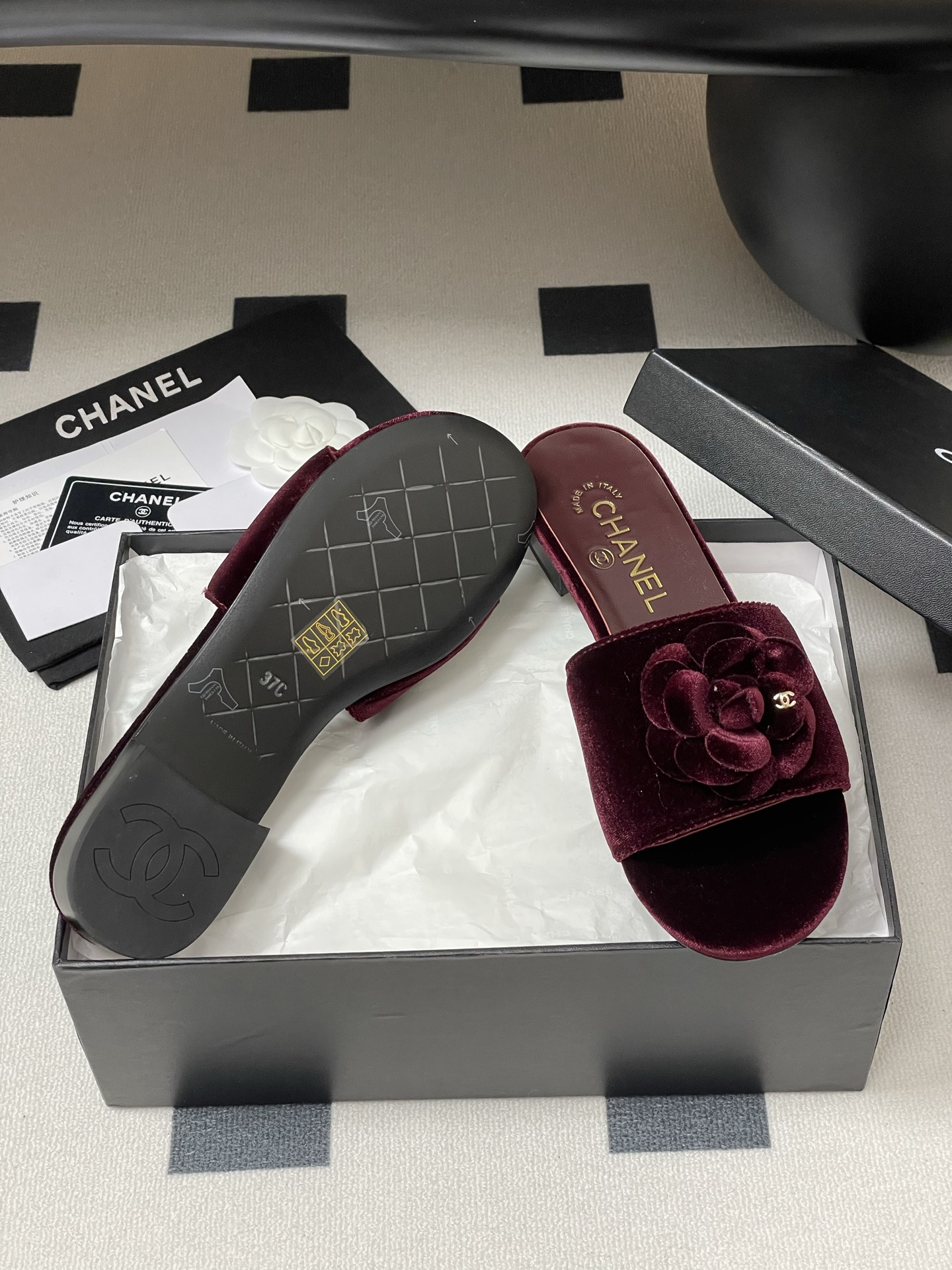 Chan*l 2025 Slides-1CM（EU35-41)