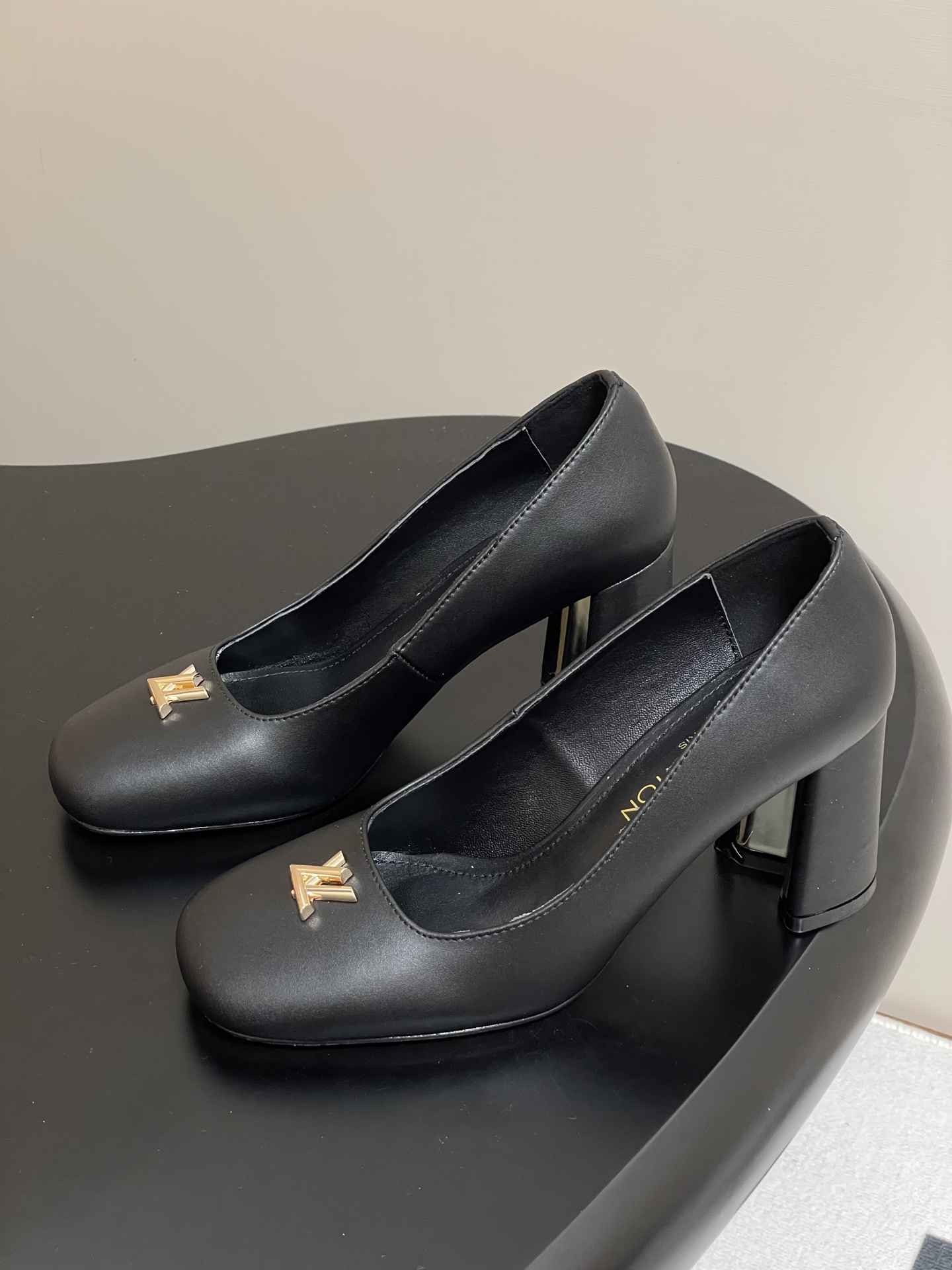 Louis Vuitton 2025SS Swing Mary Jane Heels-8.5CM(EU35-41)