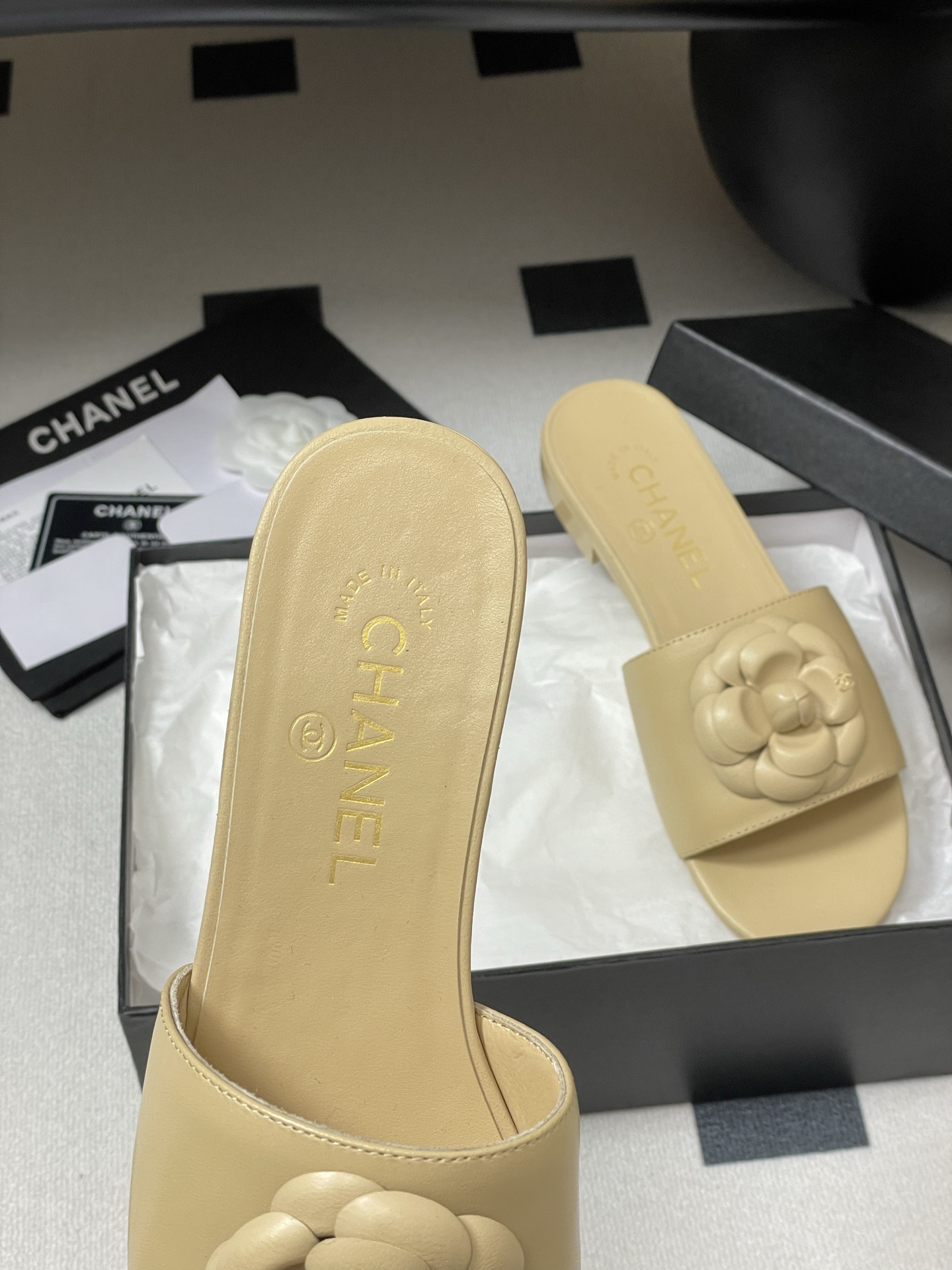 Chan*l 2025 Slides-1CM（EU35-41)