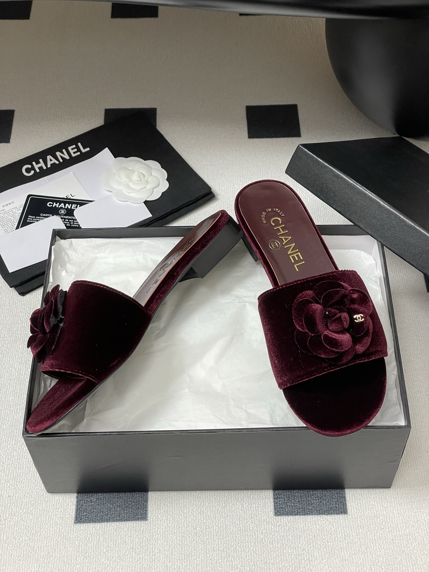 Chan*l 2025 Slides-1CM（EU35-41)