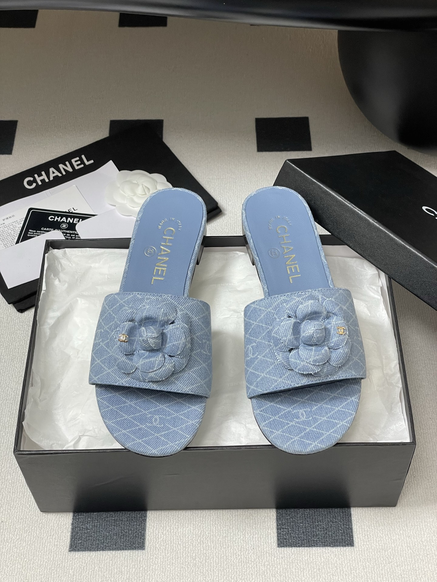 Chan*l 2025 Slides-1CM（EU35-41)