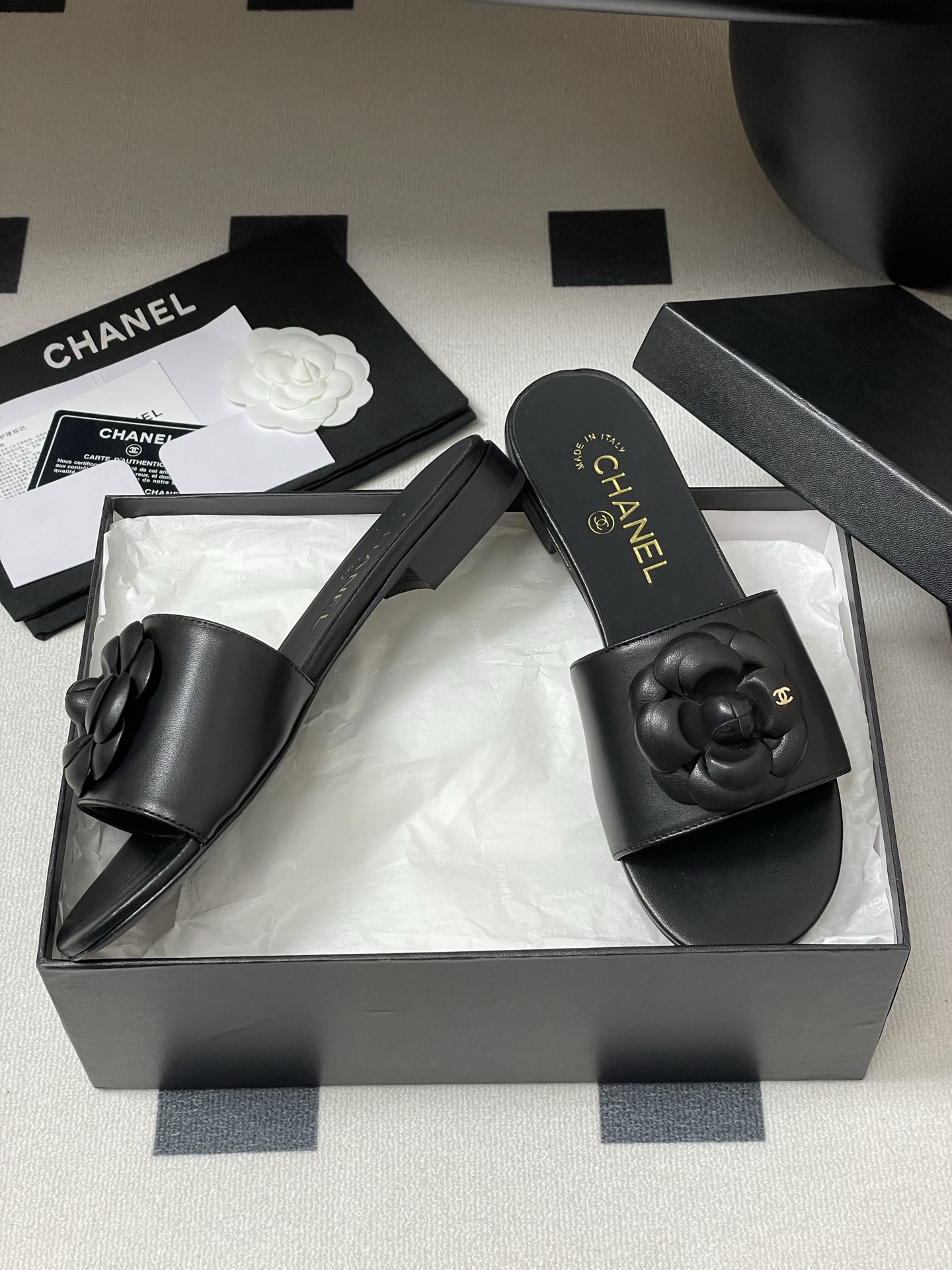 Chan*l 2025 Slides-1CM（EU35-41)