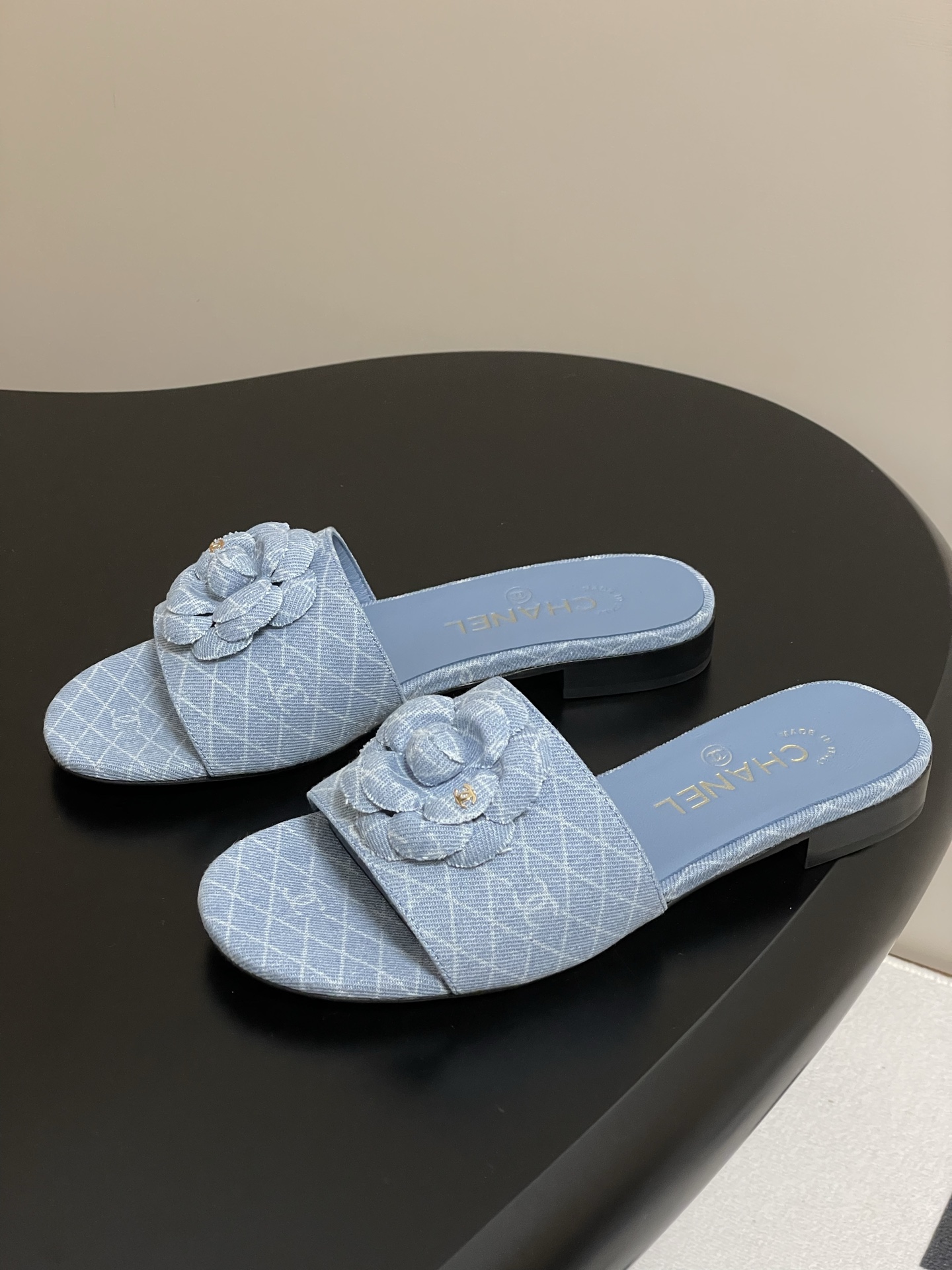 Chan*l 2025 Slides-1CM（EU35-41)