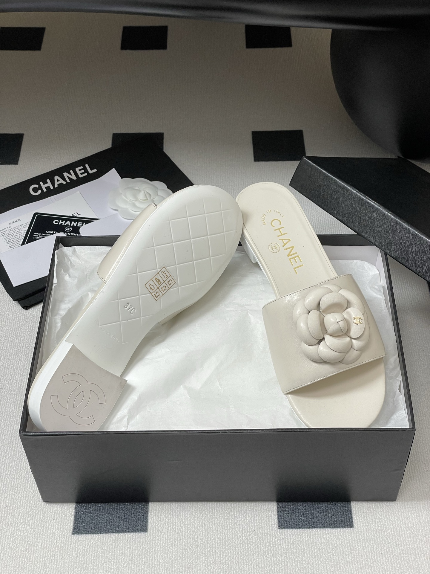 Chan*l 2025 Slides-1CM（EU35-41)