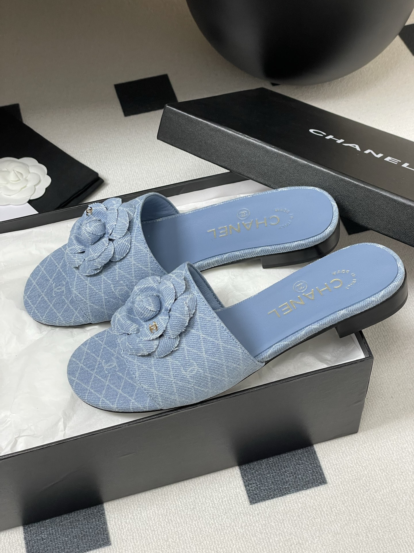 Chan*l 2025 Slides-1CM（EU35-41)