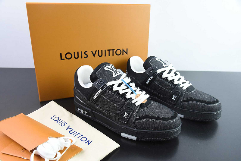 Louis Vuitton Trainer Sneakers(EU35-45)