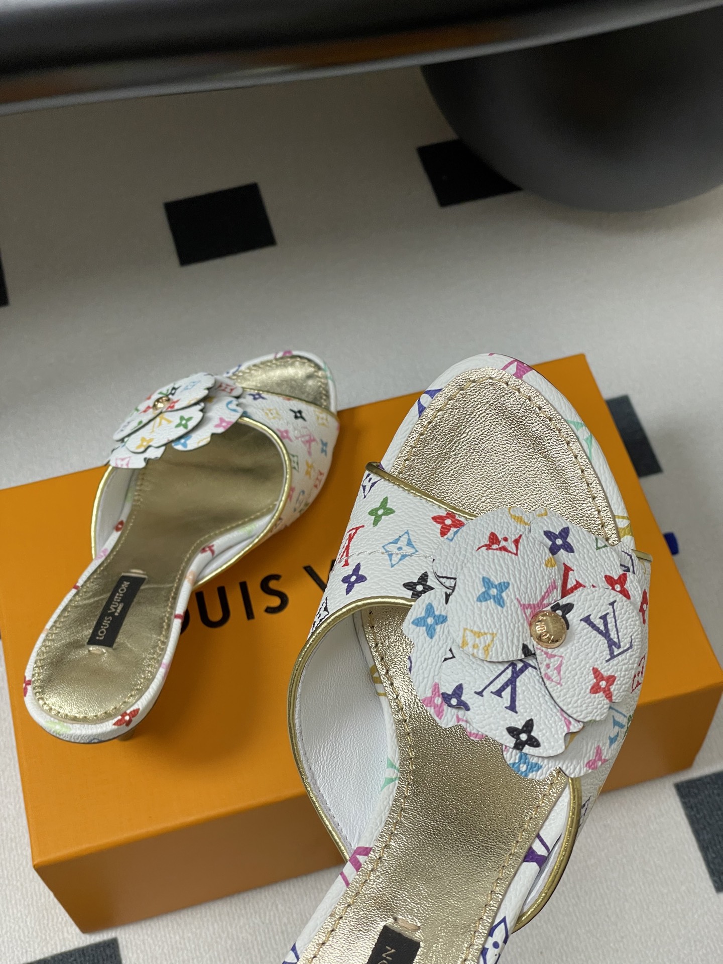 Louis Vuitton 2025SS Slides(EU35-41)