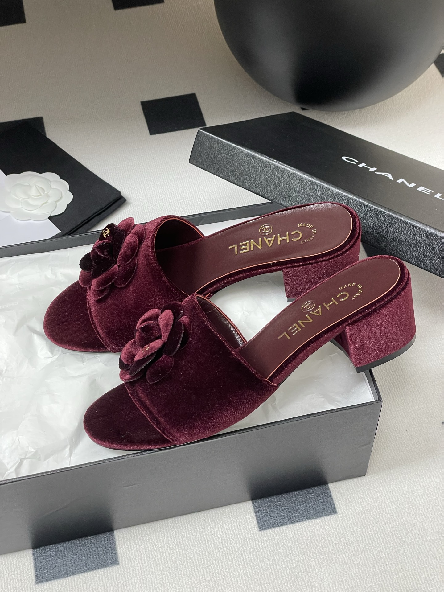 Chan*l 2025 Slides-5CM（EU35-41)