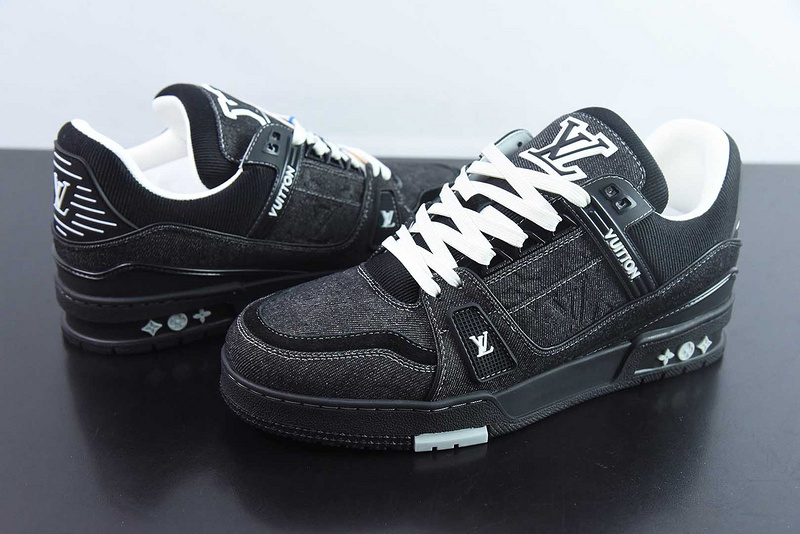 Louis Vuitton Trainer Sneakers(EU35-45)