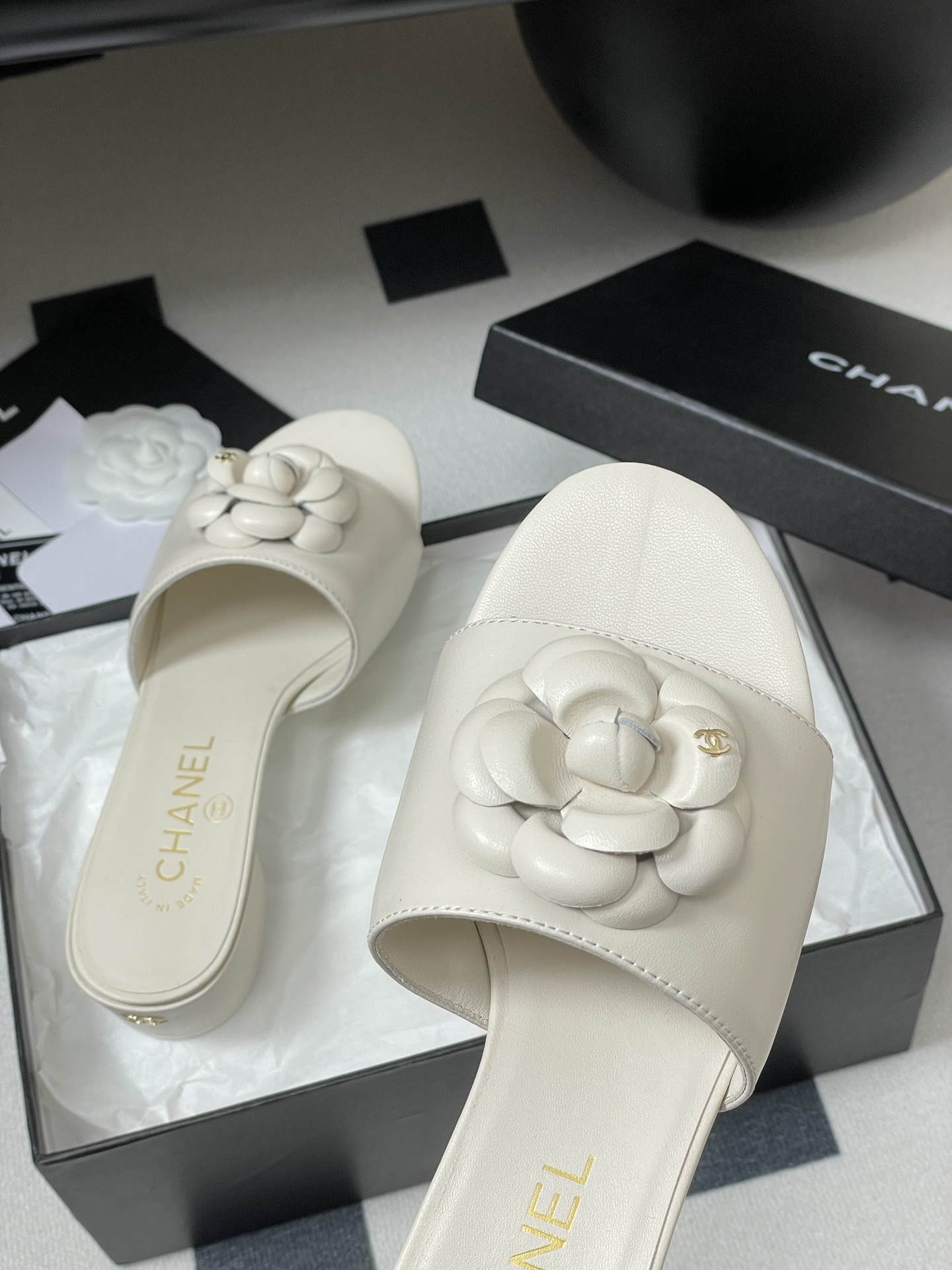 Chan*l 2025 Slides-5CM（EU35-41)