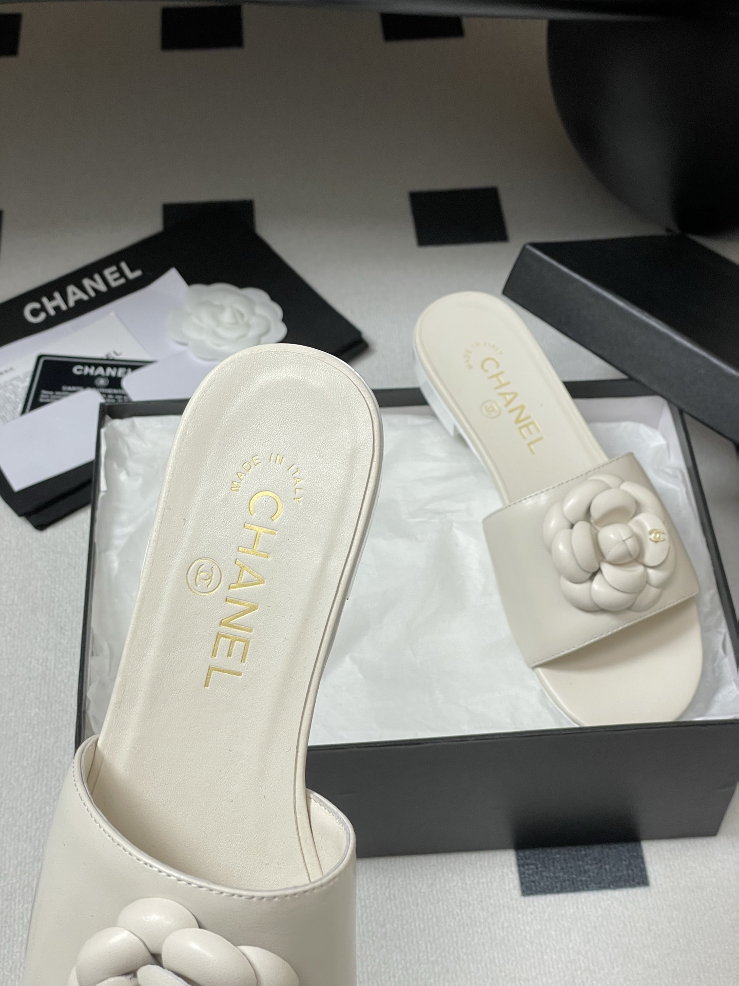 Chan*l 2025 Slides-1CM（EU35-41)