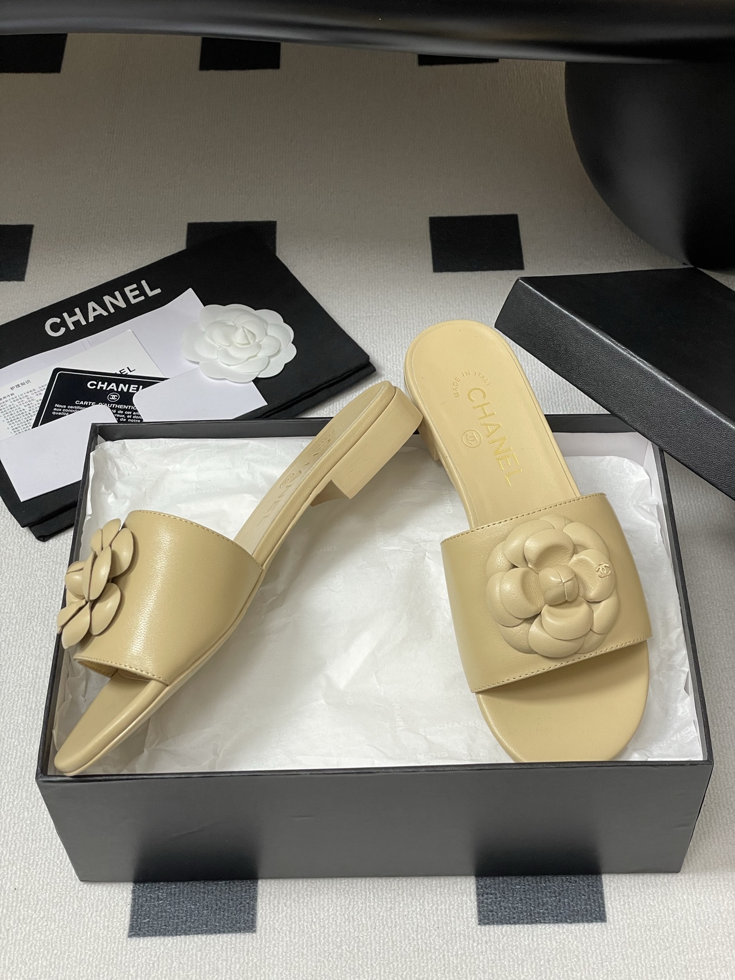 Chan*l 2025 Slides-1CM（EU35-41)