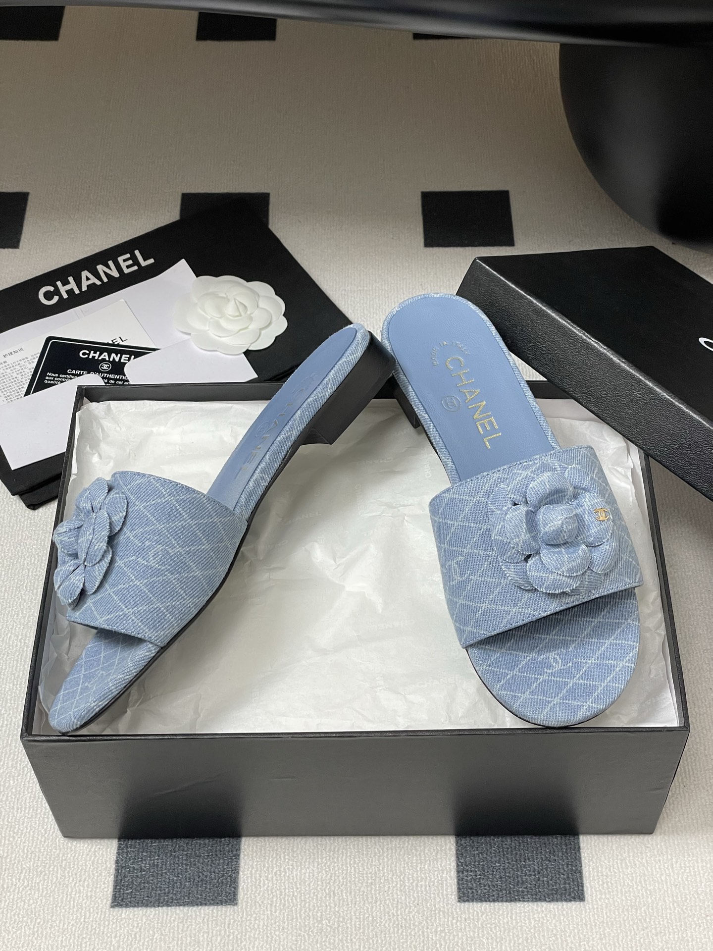 Chan*l 2025 Slides-1CM（EU35-41)