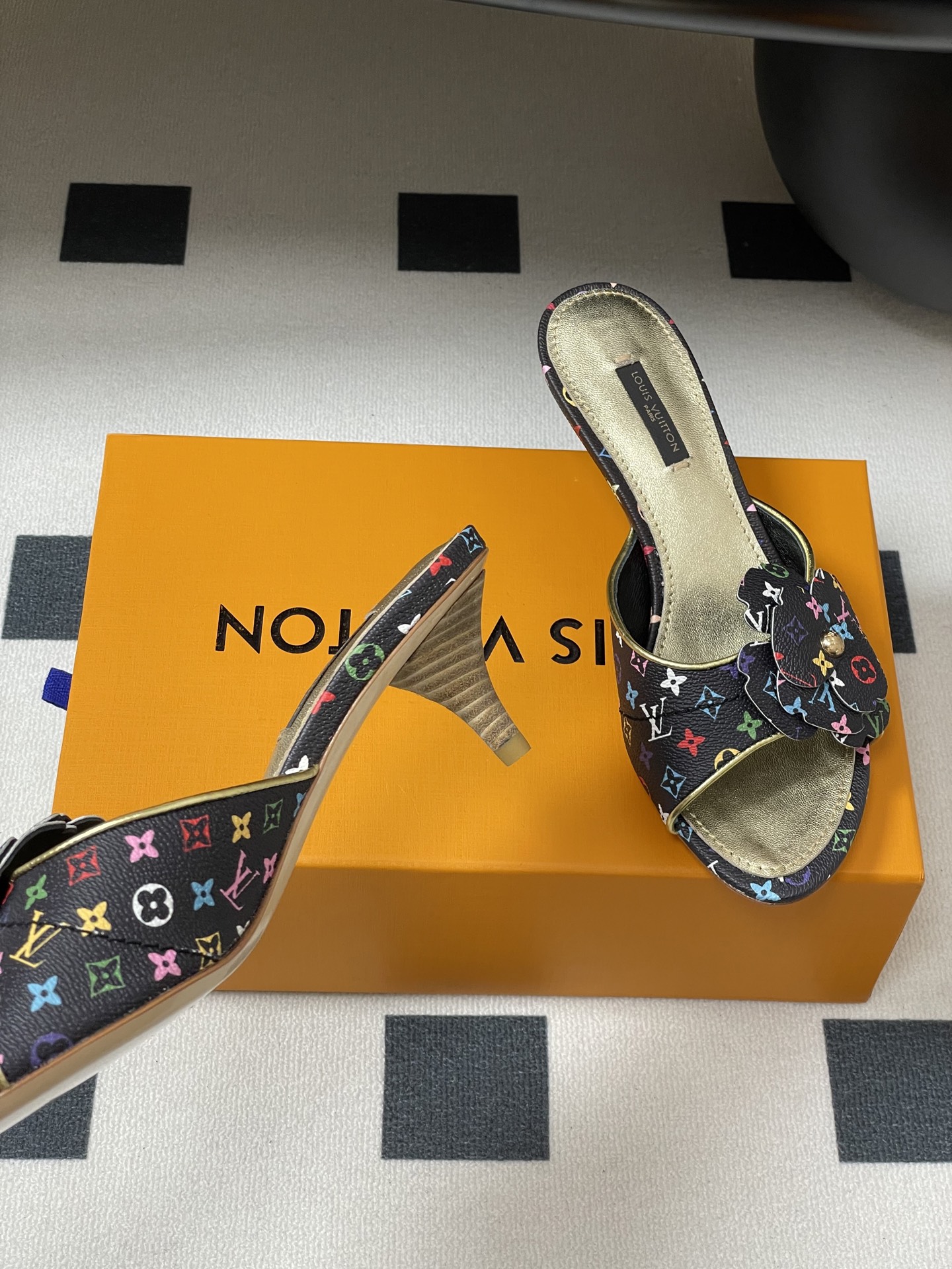 Louis Vuitton 2025SS Slides(EU35-41)