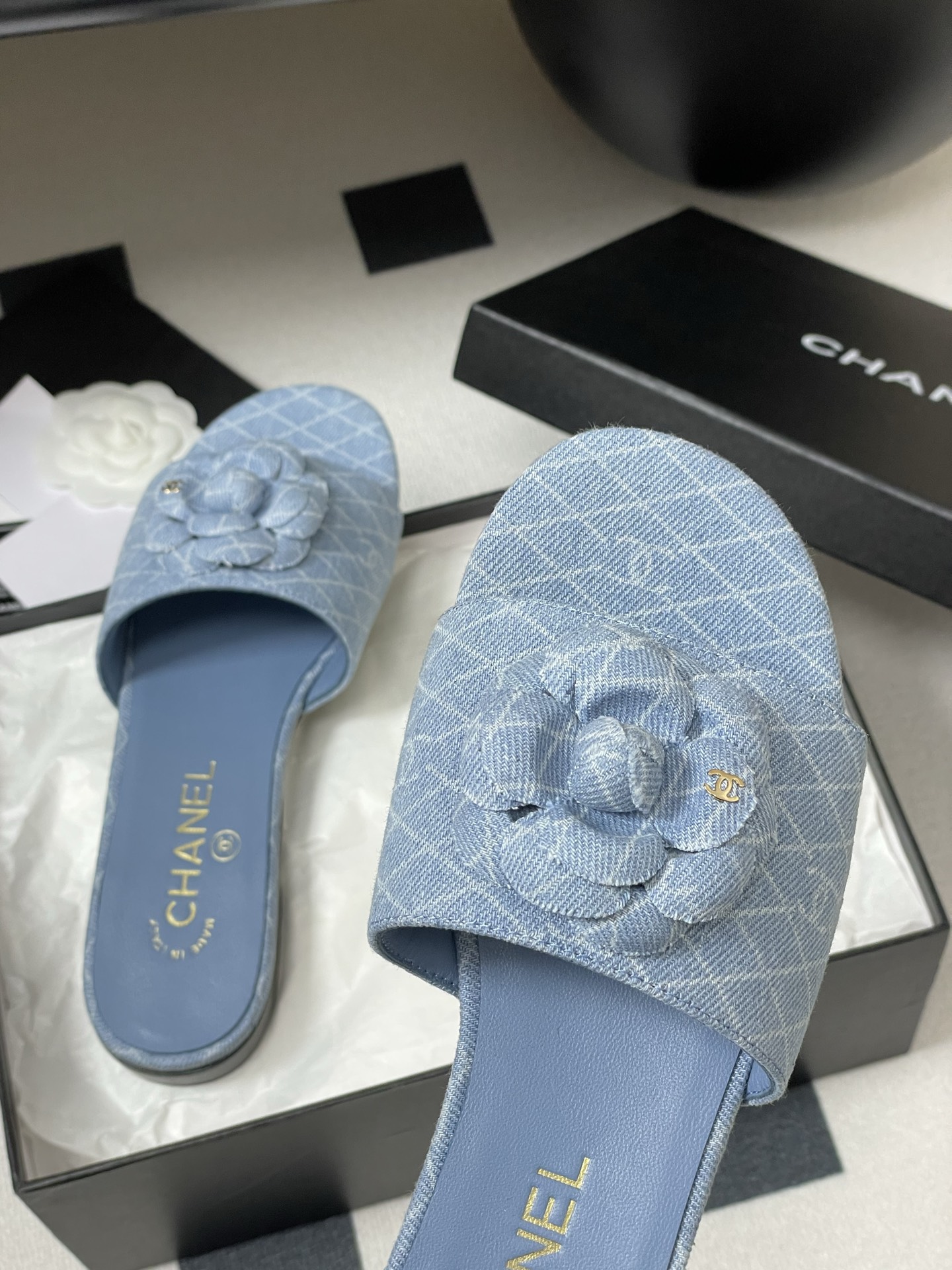 Chan*l 2025 Slides-1CM（EU35-41)