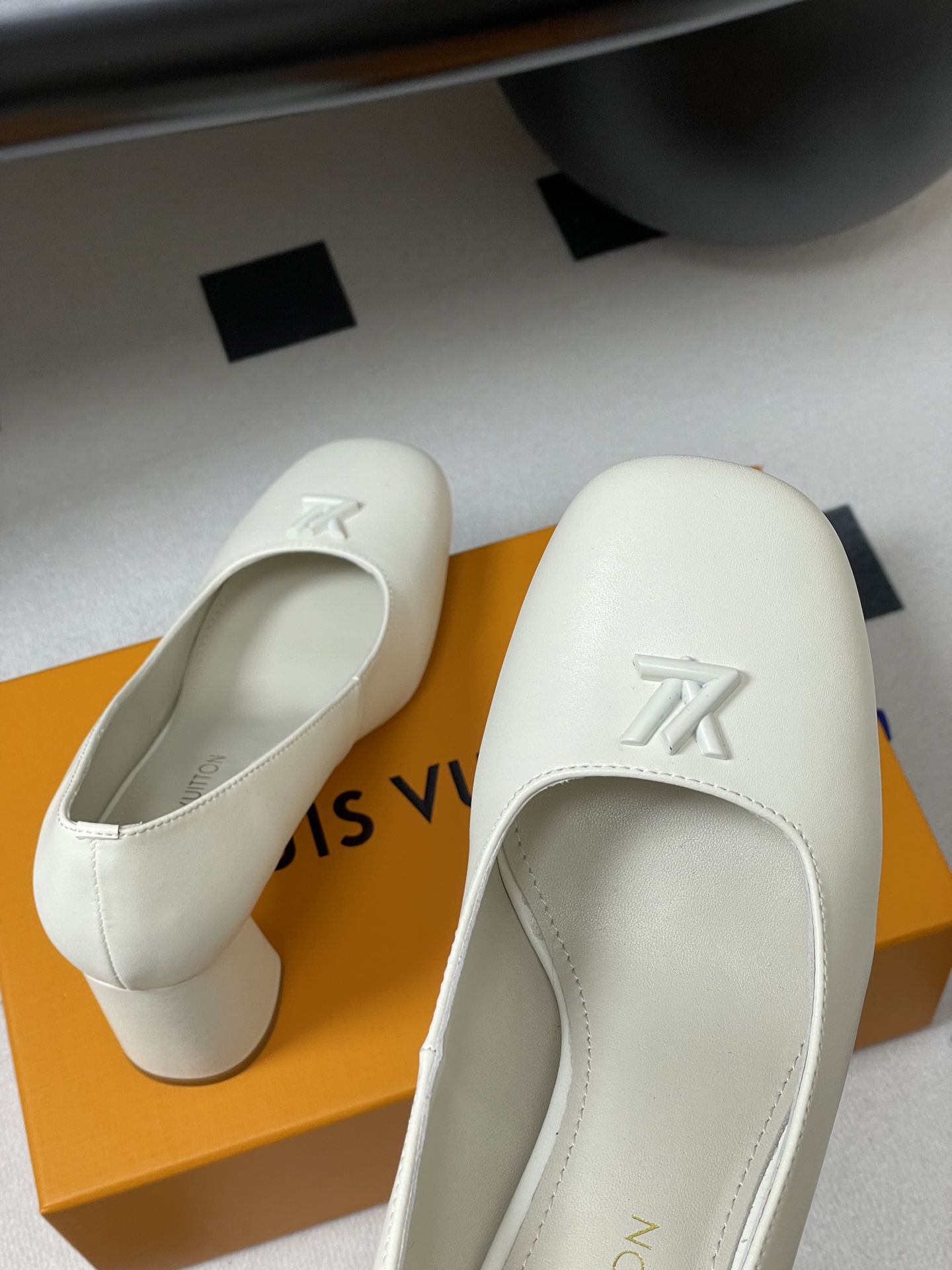 Vuitton 2025SS Swing Mary Jane Heels-8.5CM(EU35-41)