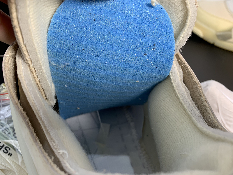 OFF-WHITE x AJ4 WMNS CV9388-100