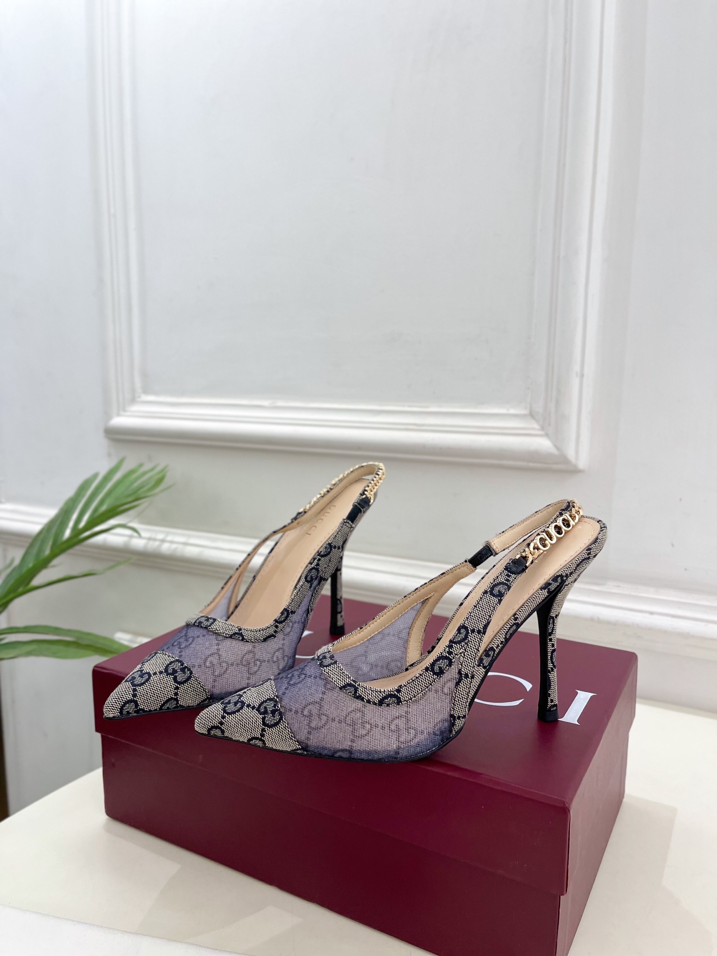 Gucci Heels 25𝐬𝐬 -10.5CM(EU35-42)