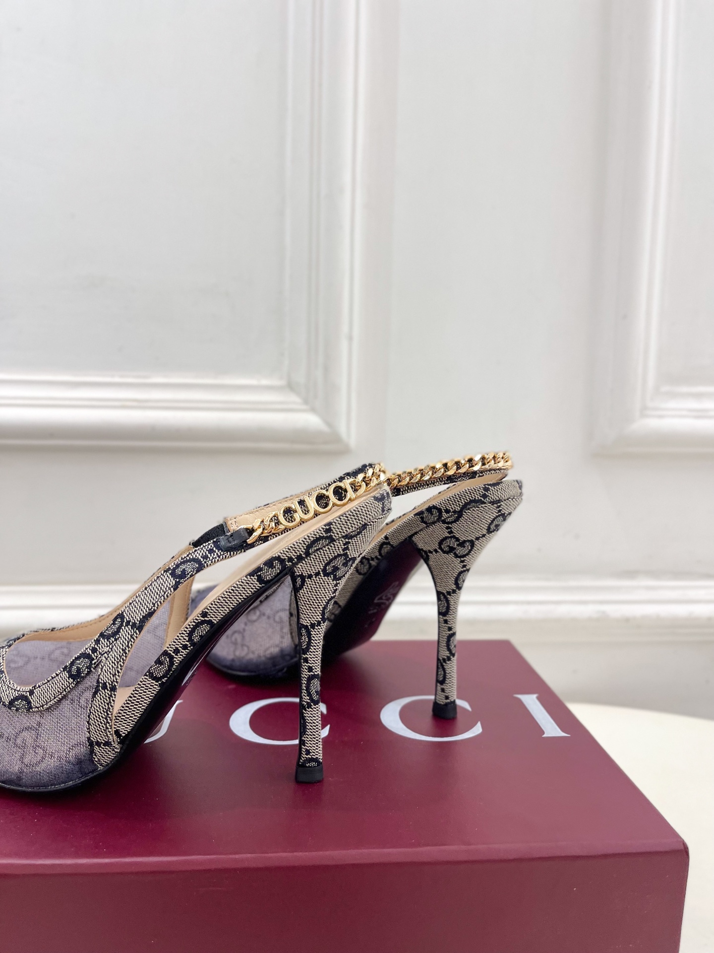 Gucci Heels 25𝐬𝐬 -10.5CM(EU35-42)