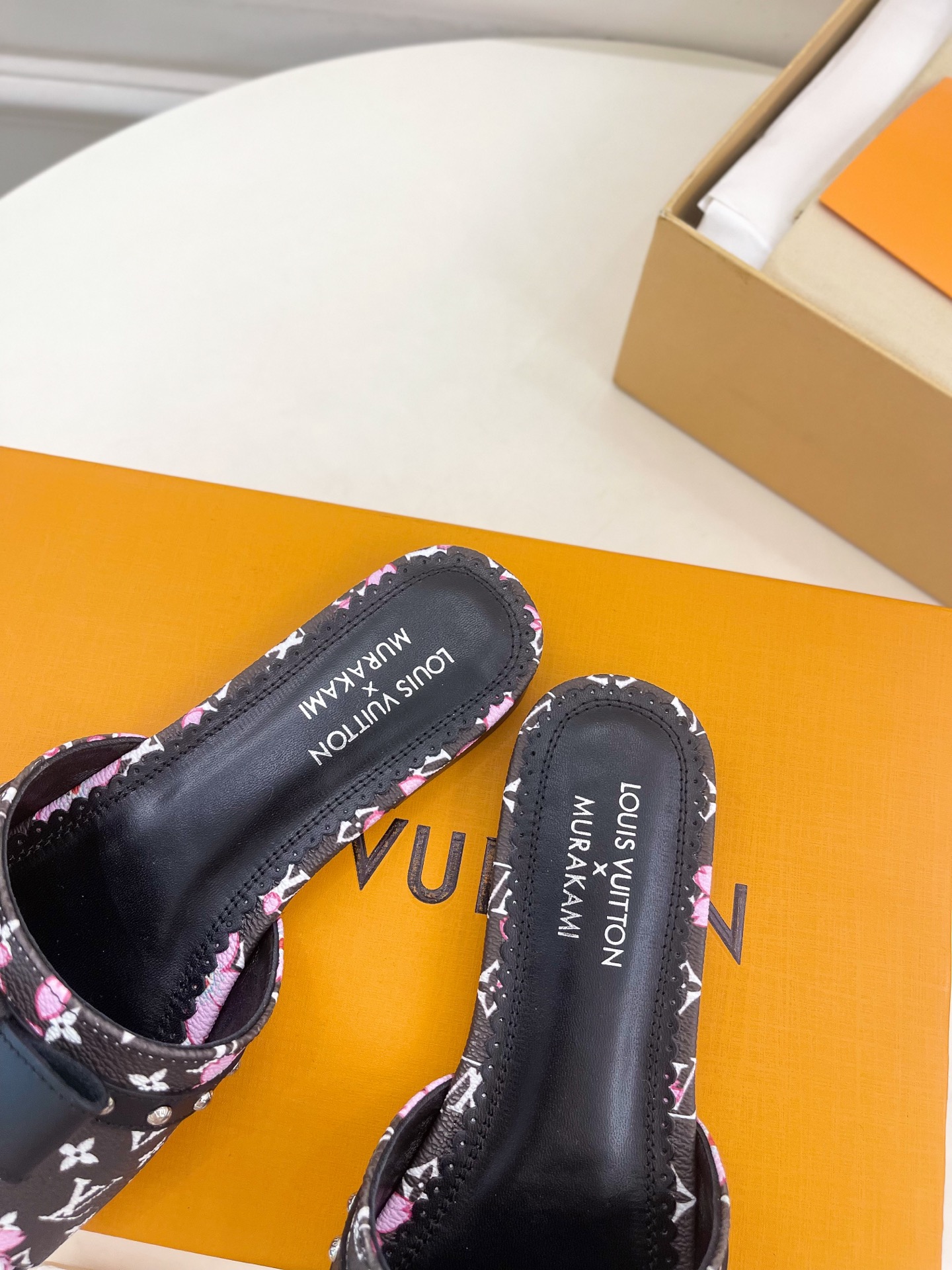 Louis Vuitton 2025SS Slides(EU35-42)