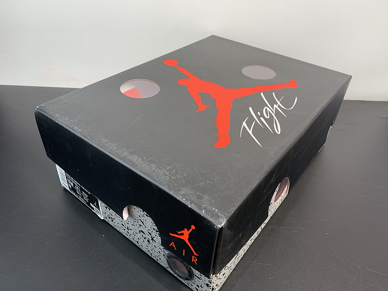 OFF-WHITE x AJ4 WMNS CV9388-100
