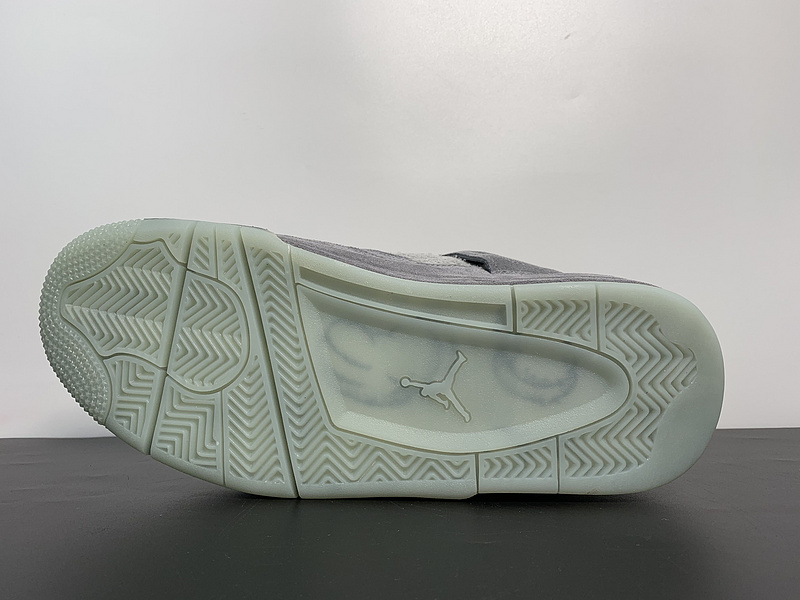 KAWS x Air Jordan 4 Cool Grey 930155-003