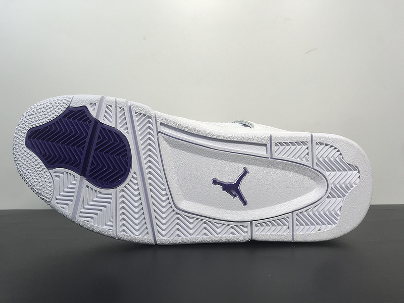 Air Jordan 4 “ Red Metallic”CT8527-115