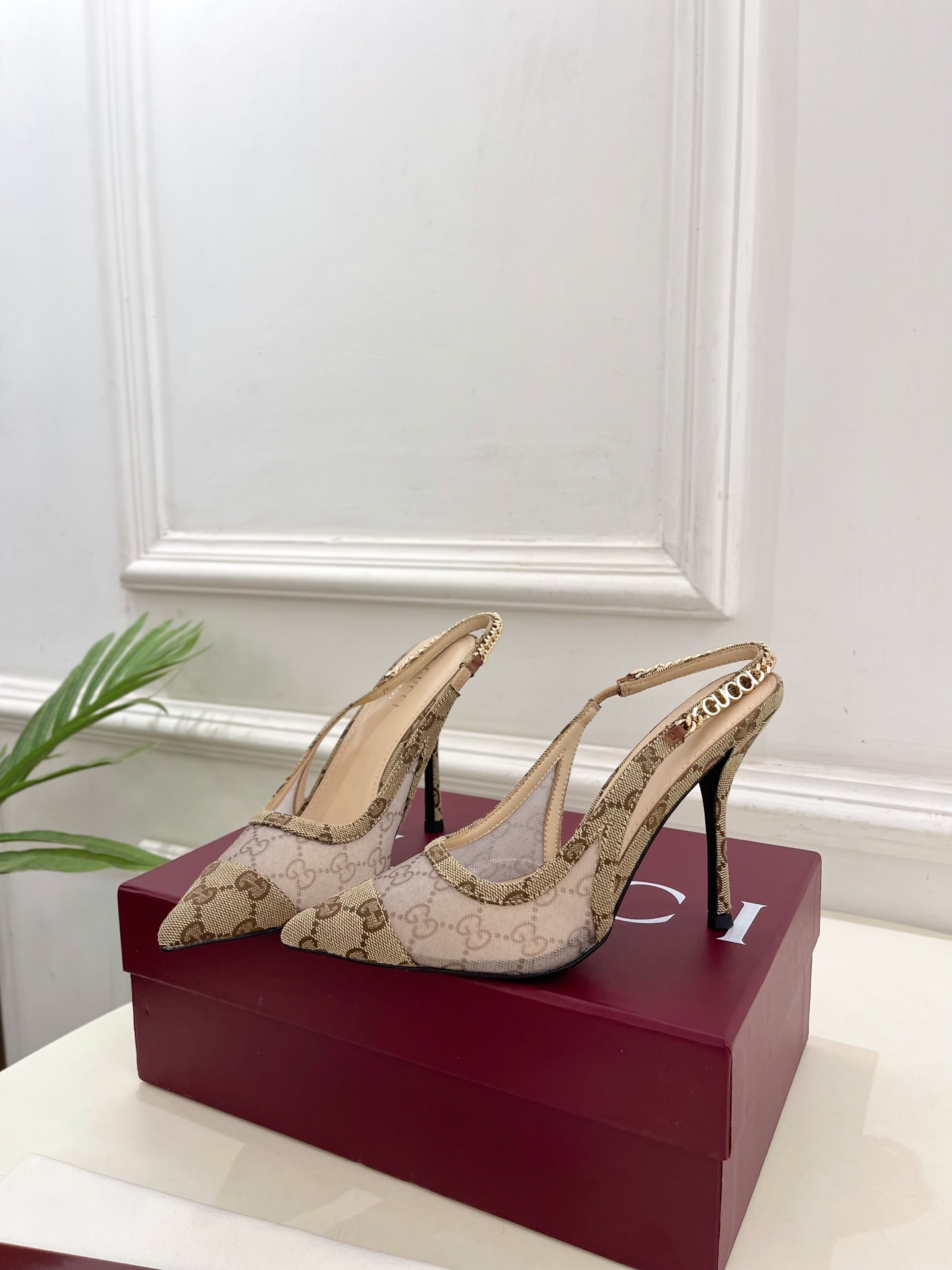 Gucci Heels 25𝐬𝐬 -10.5CM(EU35-42)