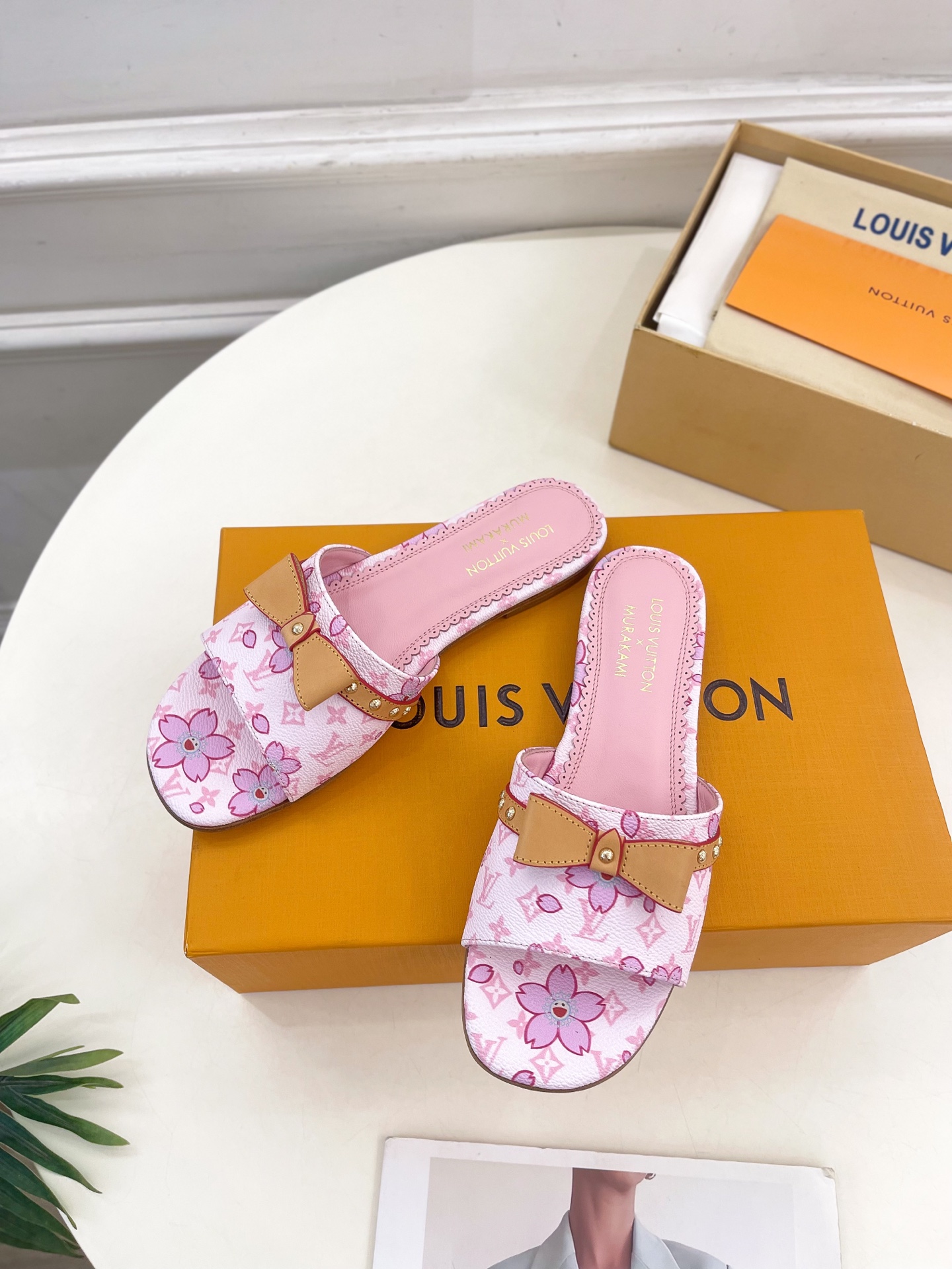 Louis Vuitton 2025SS Slides(EU35-42)