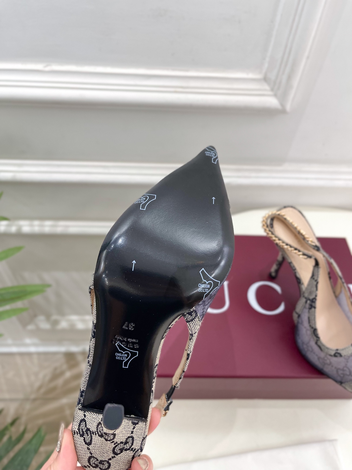 Gucci Heels 25𝐬𝐬 -10.5CM(EU35-42)