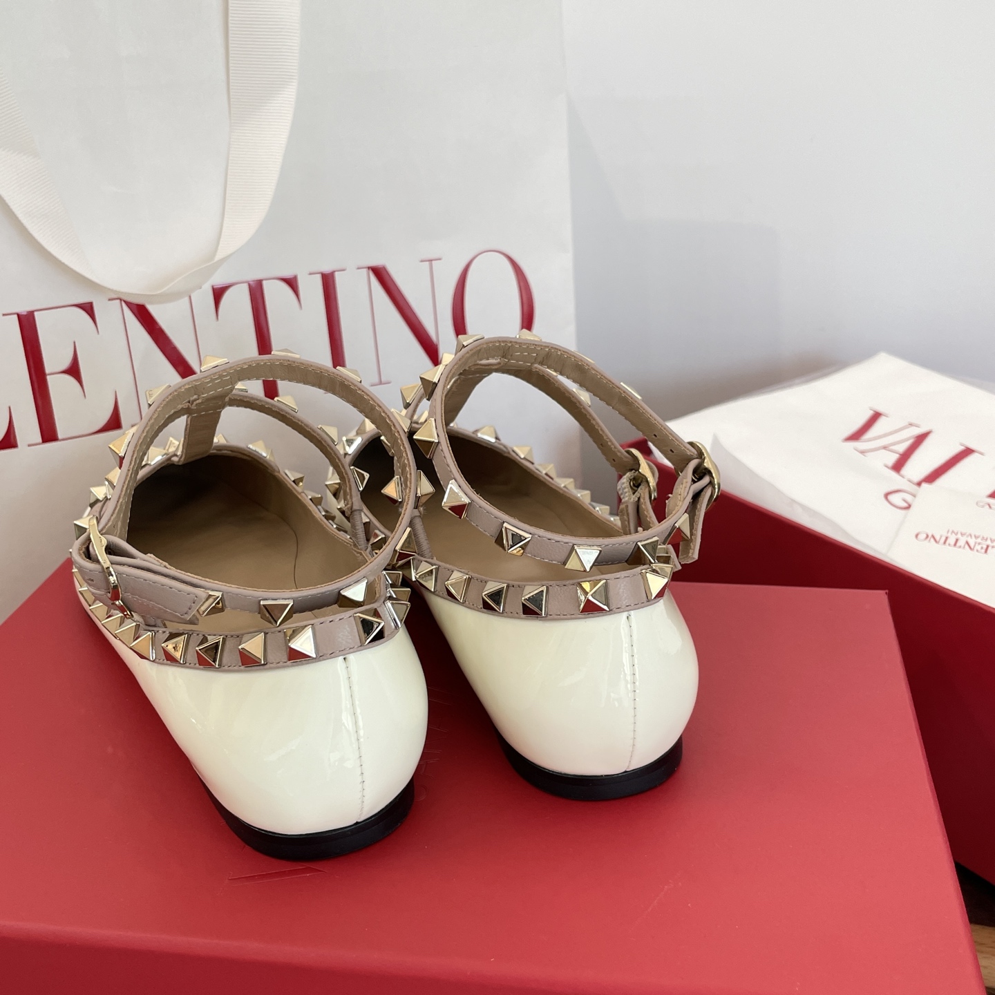 Valentino Rockstud Flat(EU35-41)