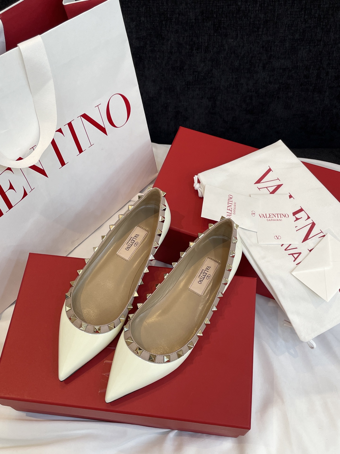 Valentino Rockstud Flat(EU35-41)