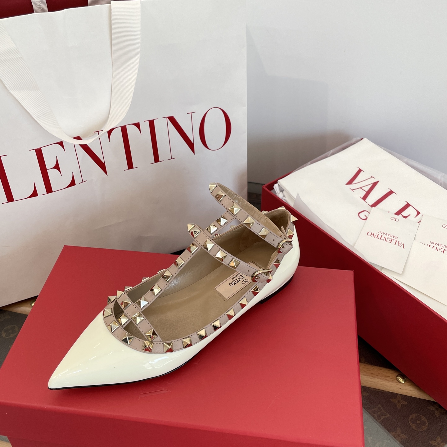 Valentino Rockstud Flat(EU35-41)