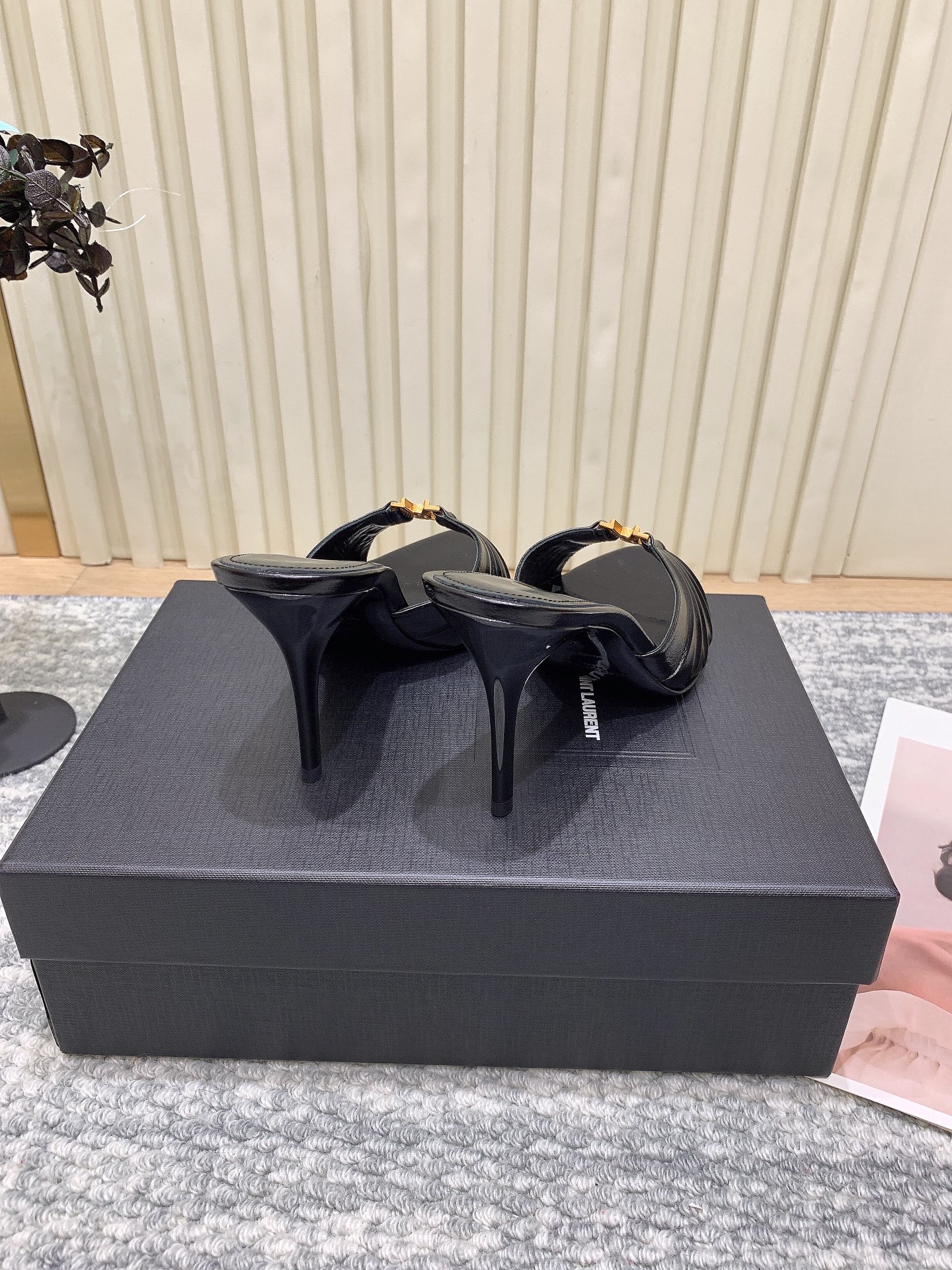 YSL 2025SS Sandals (EU35-42)