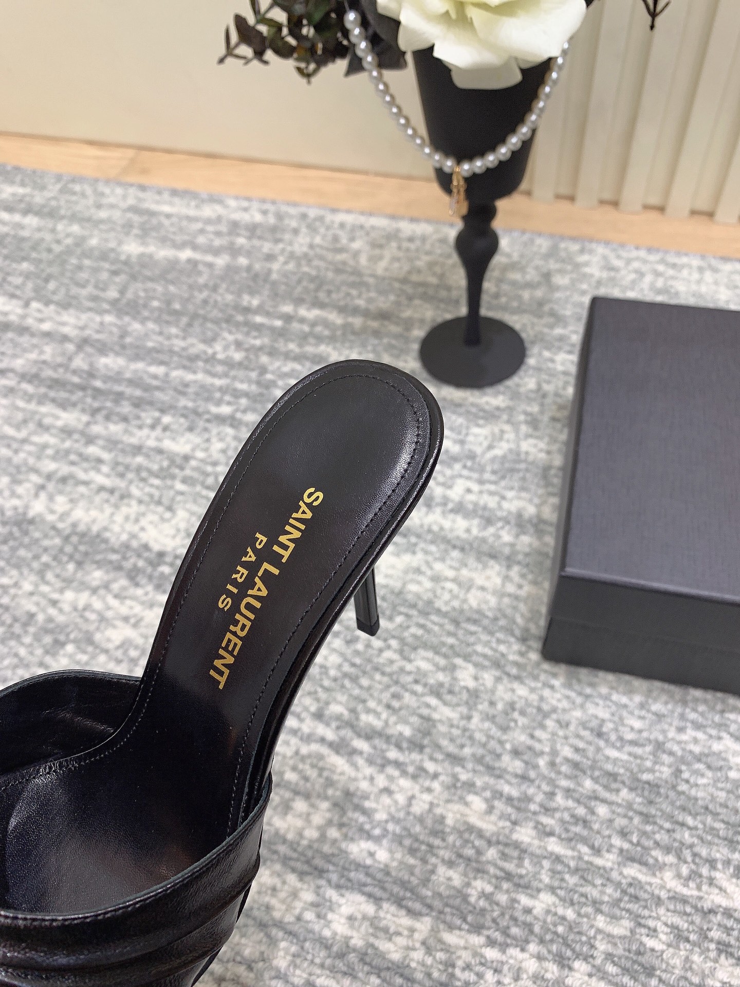 YSL 2025SS Sandals (EU35-42)