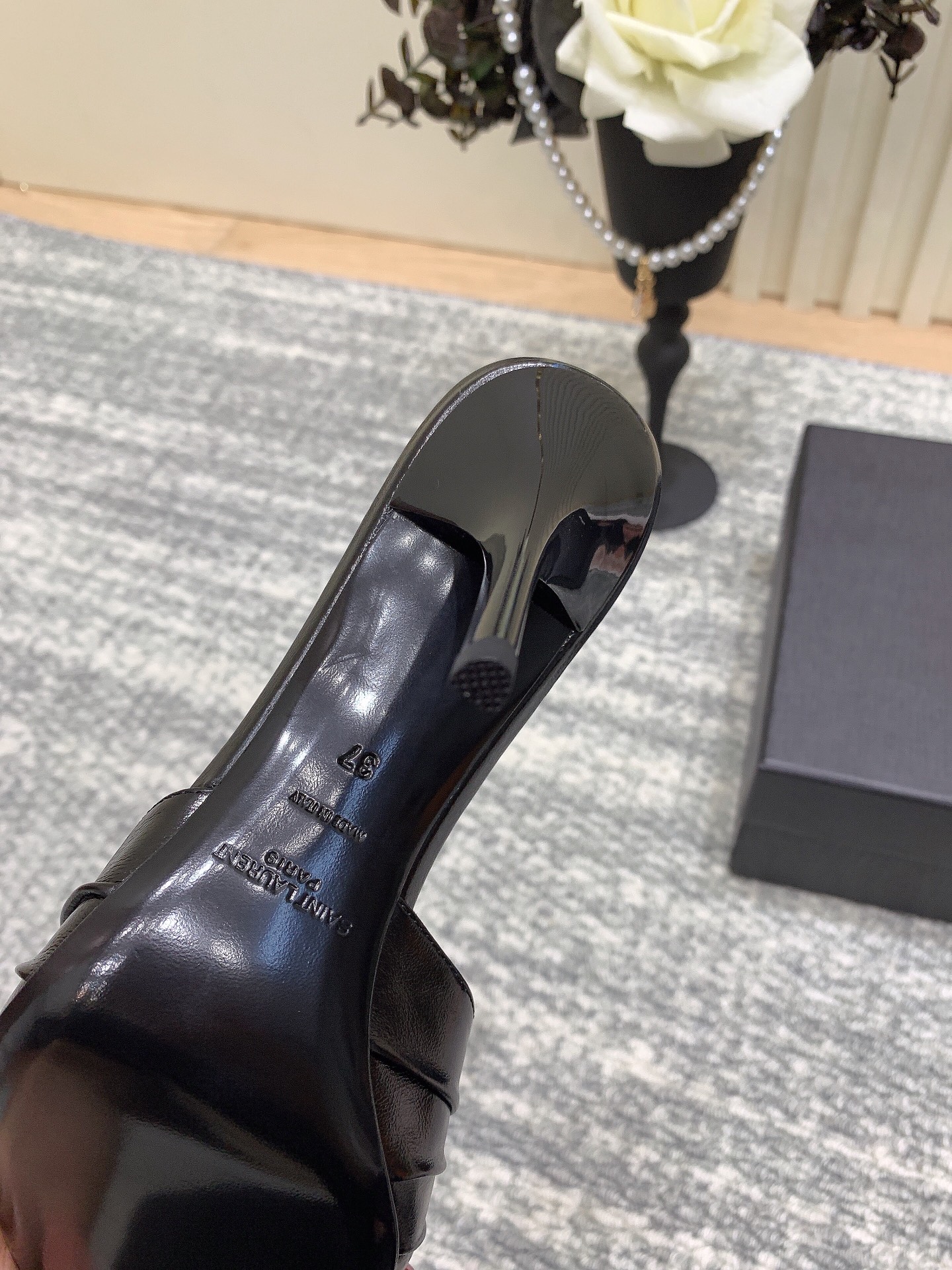 YSL 2025SS Sandals (EU35-42)