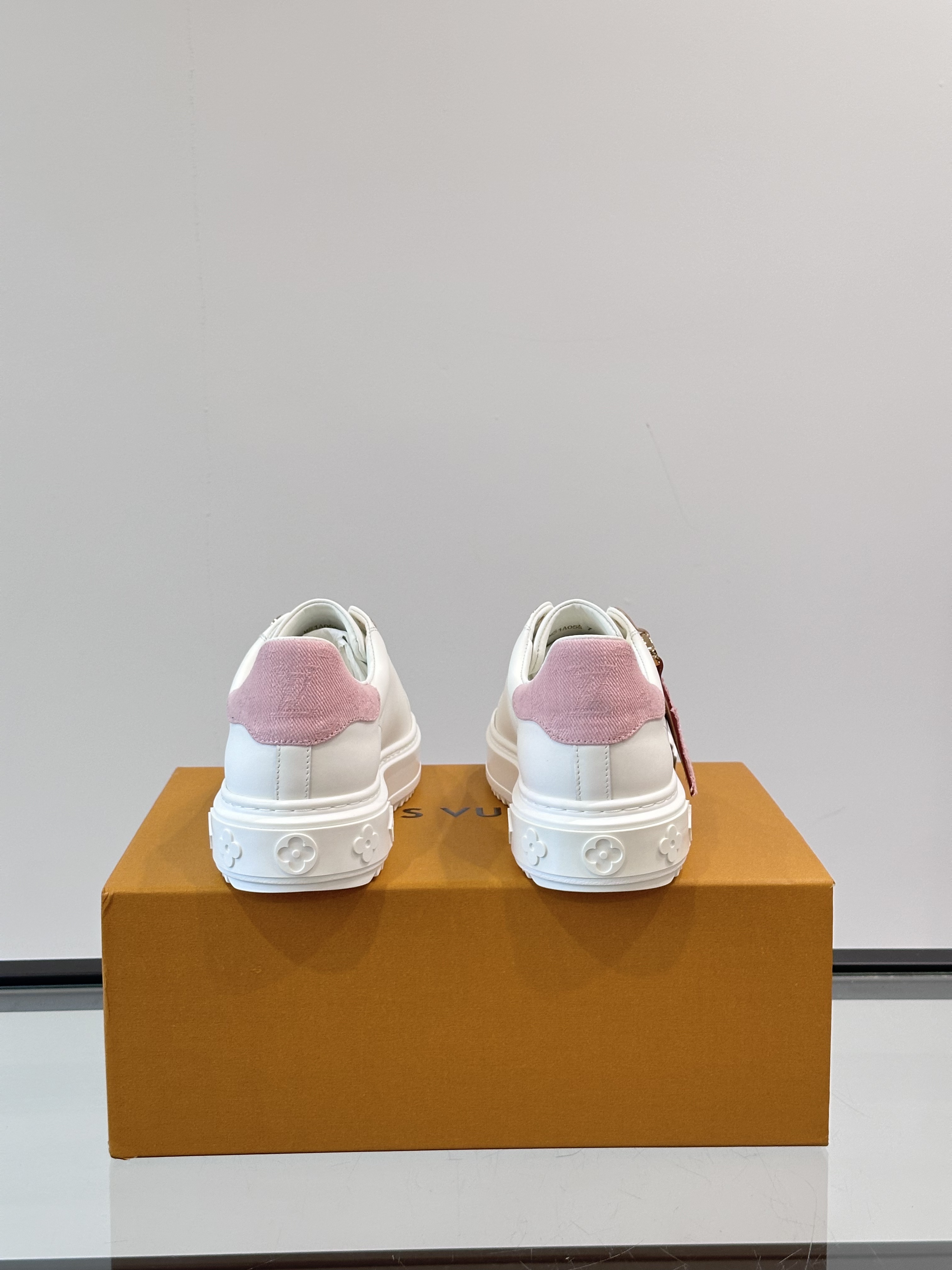 Louis Vuitton Trainer Sneakers(EU35-45)