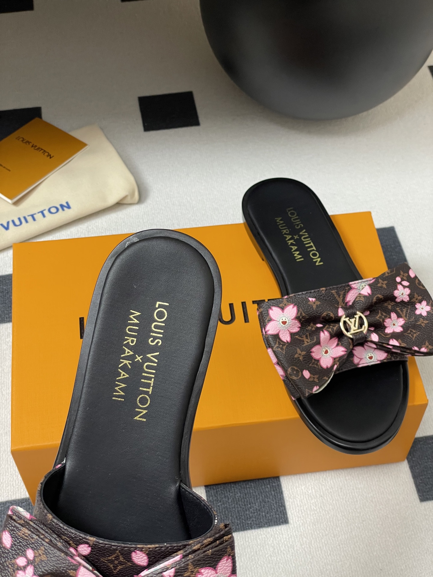 Louis Vuitton 2025SS Slides(EU35-42)