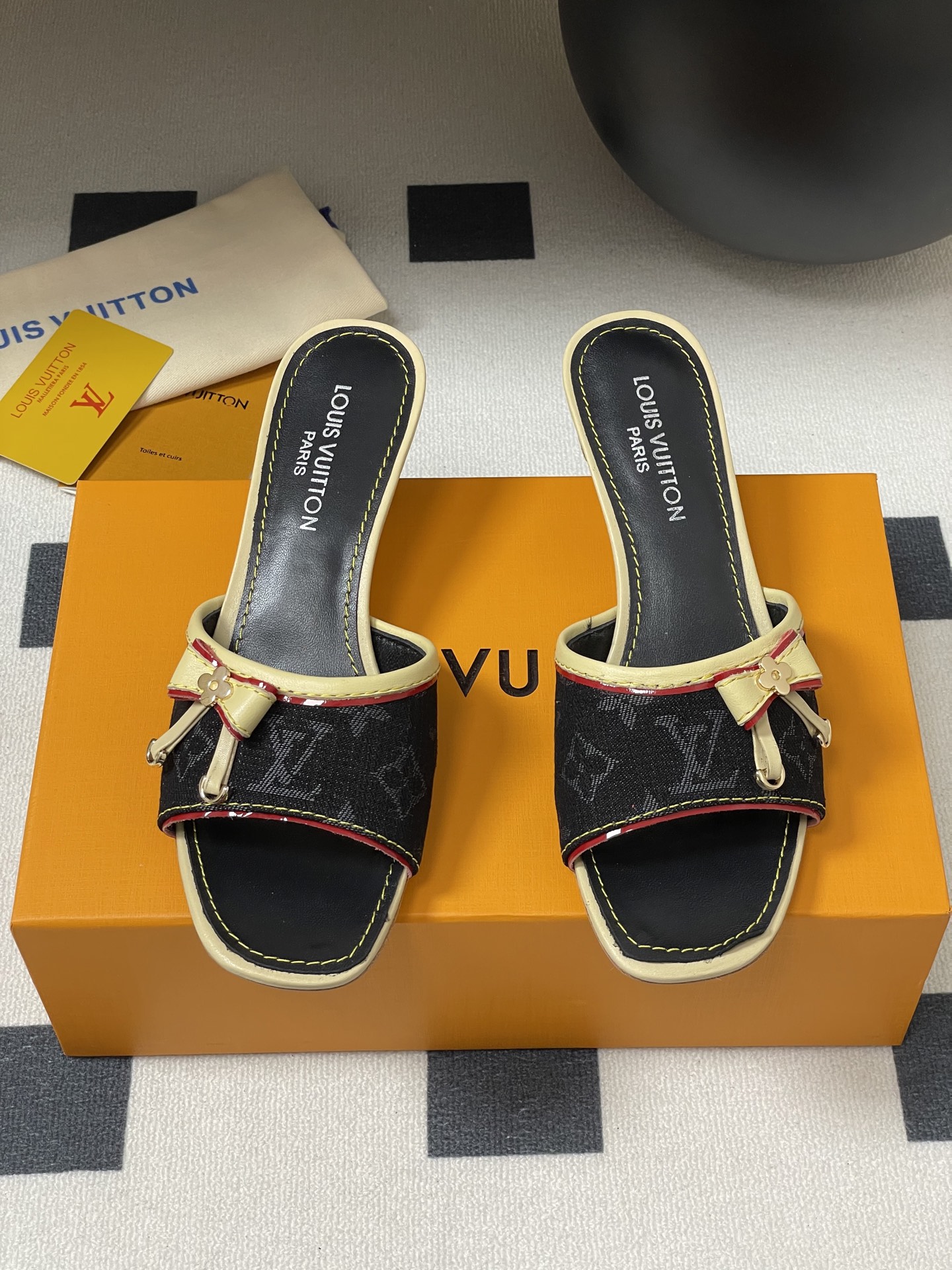 Louis Vuitton 2025SS Slides(EU35-41)-3CM