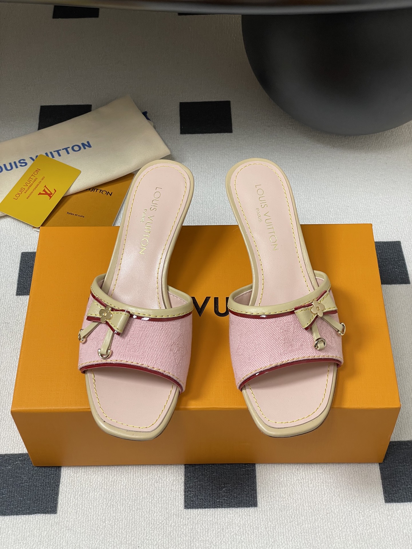 Louis Vuitton 2025SS Slides(EU35-41)-3CM