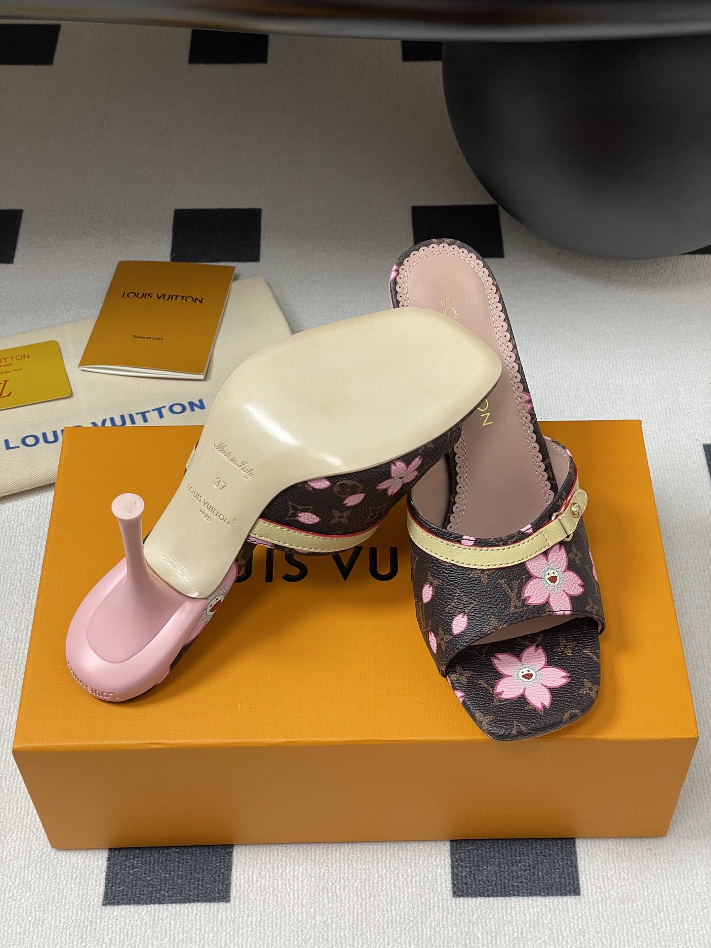 Louis Vuitton 2025SS Slides(EU35-41)-9CM